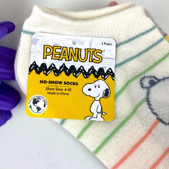 Snoopy Peanuts no show socks set of 3 Snoopy and Woodstock designs NEW - Picture 4 of 12